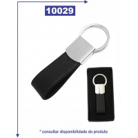 Chaveiro de metal brilhante com detalhe de couro sintético 10029 Chaveiro de metal brilhante com detalhe de couro sintético 10029